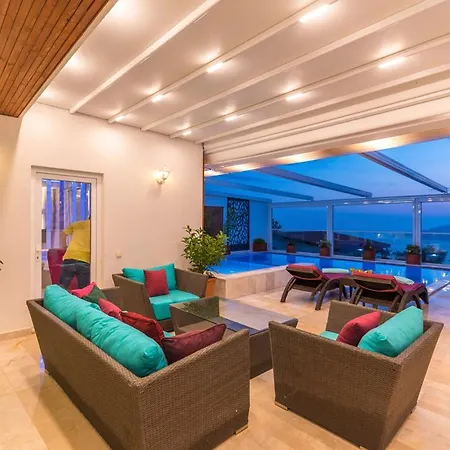 Sleeps 4 With Pool Air Con And Wifi וילה