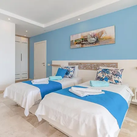 וילה Sleeps 4 With Pool Air Con And Wifi *